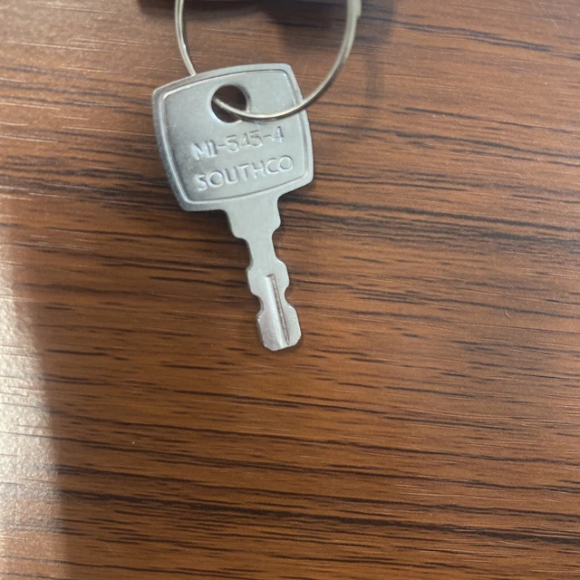 Southco M1-545-4 Key for Push Locks, Compression Locks
