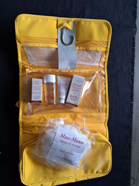 Beautytasche/ Case-,Kulturtasche gefüllt mit Clarins Beauty & Pflegeprodukte NEU