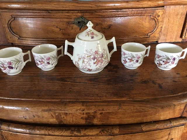 4 Tasses à Café litron avec leur Sucrier en Porcelaine