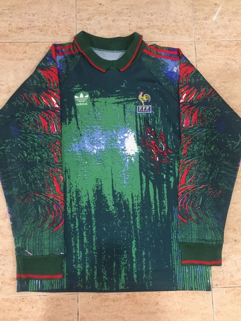 Club : Le PSG élargit Sa Gamme De Maillots Historiques, La Saison 1993 1994 A Lhonneur