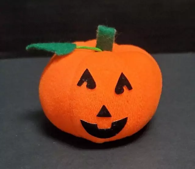 Vintage 1984 Dakin Orange Smiling Happy Pumpkin Jack-O-Lantern Stuffed Plush 3"