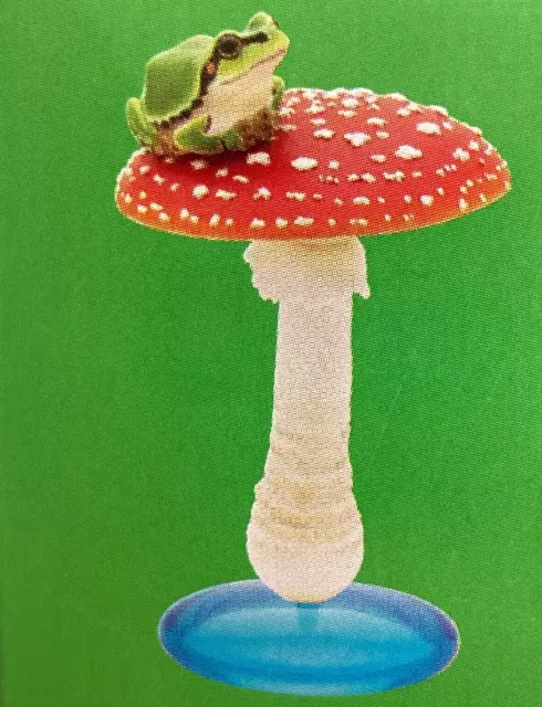 Nature Techni Colour Figure Tree Frog on Mushroom Perfect Colour Fly Agaric