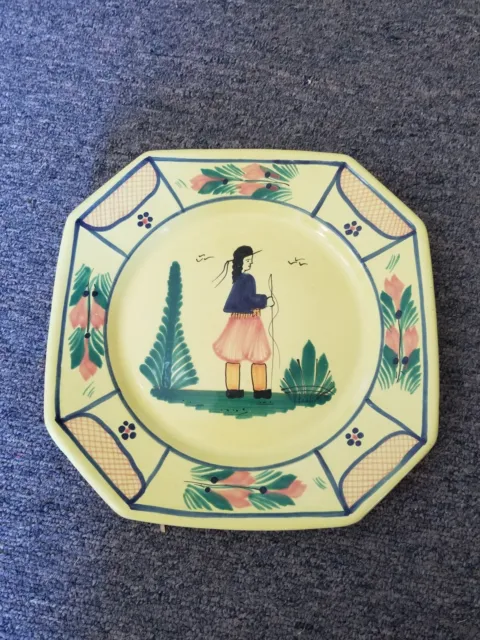 VINTAGE HB QUIMPER FRANCE YELLOW Soleil DINNER luncheon 9" PLATE man