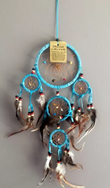 Capteur de rêves attrape rêve dreamcatcher bleu turquoise plumes cuir et pierres