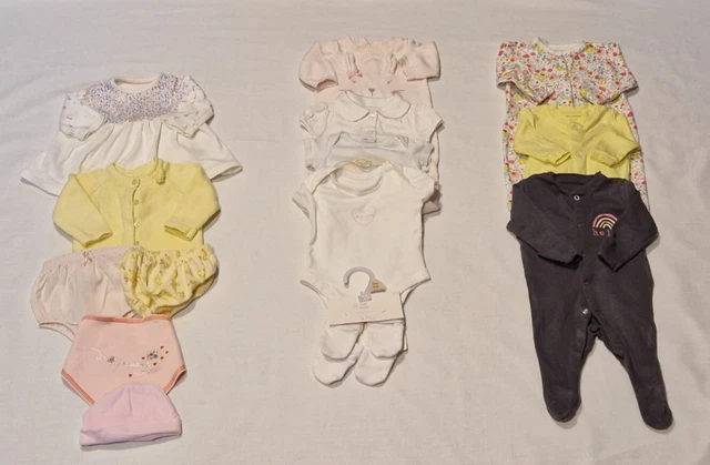 Pacchetto vestiti per bambine - neonato - (Primark, F&F, Matalan, Disney bambino, noce moscata)