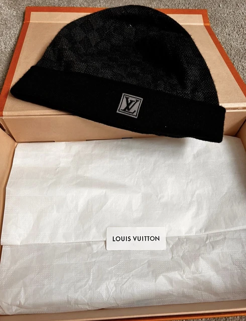 Louis Vuitton Petit Damier Hat (Charcoal) New with - Depop