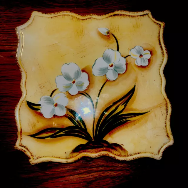 Orquídeas blancas pintadas a mano ilimitadas con anillo colgante