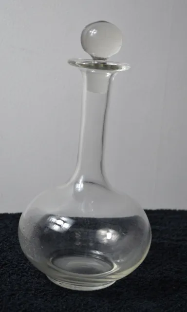 Carafe en verre La Rochère, très bon état, 27 cm avec le bouchon