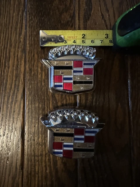 80-96 Lot Of Cadillac Chrome Emblems