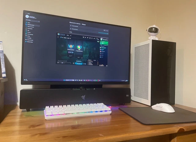 Razer Beam RAZER LEVIATHAN V2 Pro - Ai-Powered Beamforming Gaming Soundbar With ...