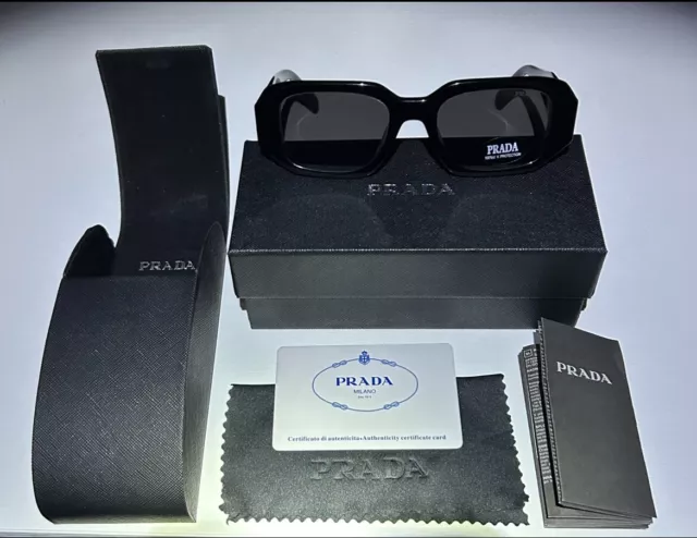 Prada Sunglasses Black / Dark Grey Lens