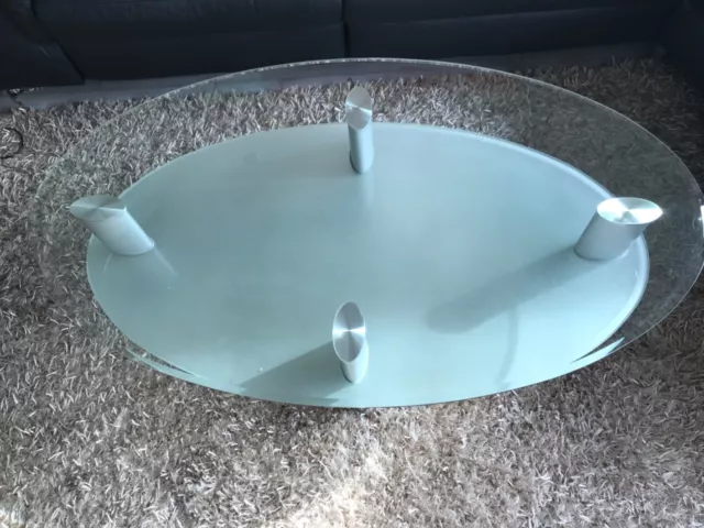 Glastisch,Couchtisch,Wohnzimmertisch,oval, 120 cm lang, 70 cm breit gebraucht