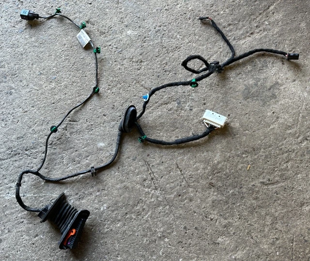 VOLKSWAGEN GOLF MK5 Door Wiring Loom Harness - Drivers Side Rear £21.97