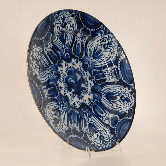 18th century Delft Dish Lampetkan Dutch Delftware blue White Cabinet plate 2
