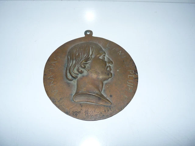 Louis Clément - Pendentif médaille émaillée en or jaune 18k - 58 Facettes