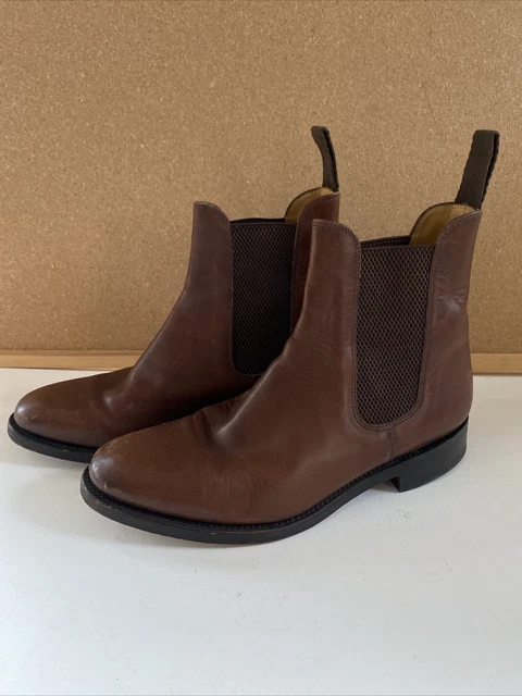 CHARLES TYRWHITT CHELSEA Boots BNIB size 10.5 Dark Brown  display picture 3