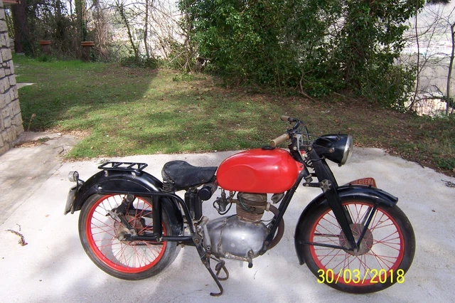 Gilera 150 cc modello Turismo - anno 1953 - moto d'epoca - restaurata