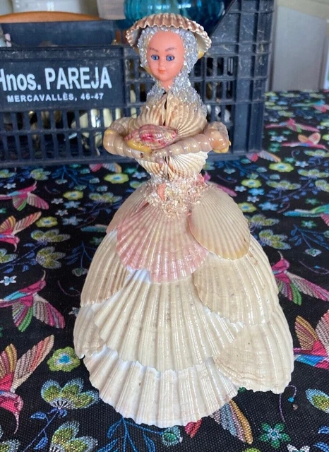 Antica Statua Scultura Conchiglia Donna Souvenir Di Vacanza Mare Oceano Francia