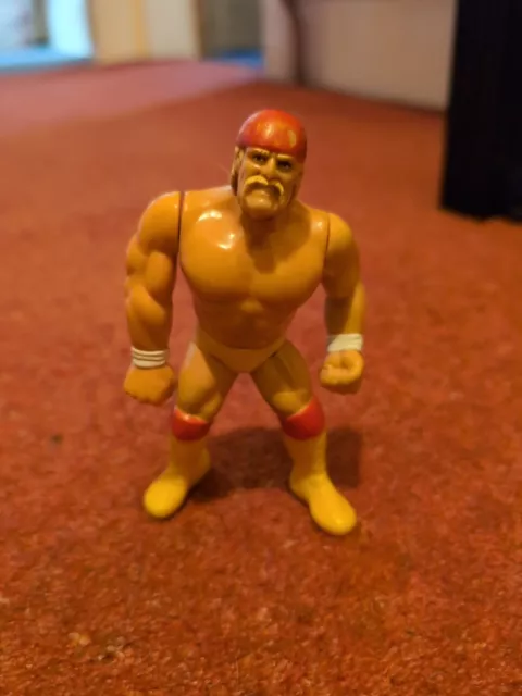 WWE WWF Hasbro Series 5 - Hulk Hogan Wrestling Figure Good Condition