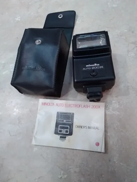 Minolta Auto Electroflash 200X Flash With Bag And Manual