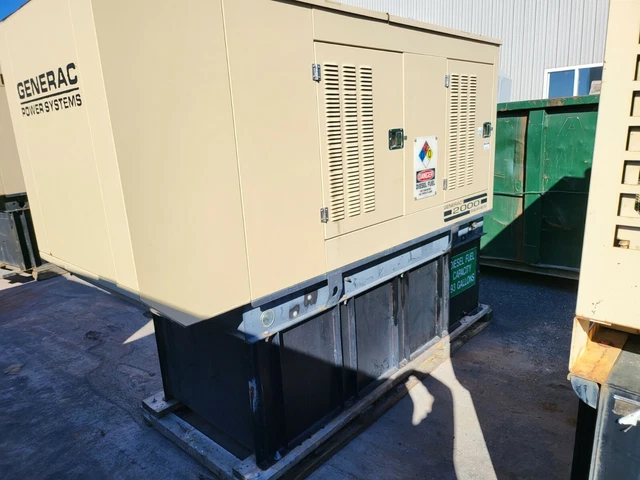 50KW Generac / Hino Diesel Generator �01 1 Phase 840 Hrs