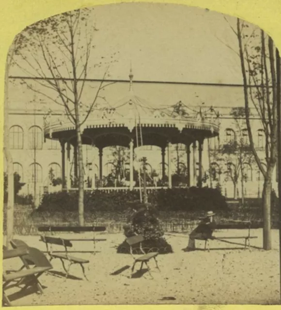 Stéréo circa 1870. Concert Musard. Champs-Élysées. Paris. Manège. Albumen print.