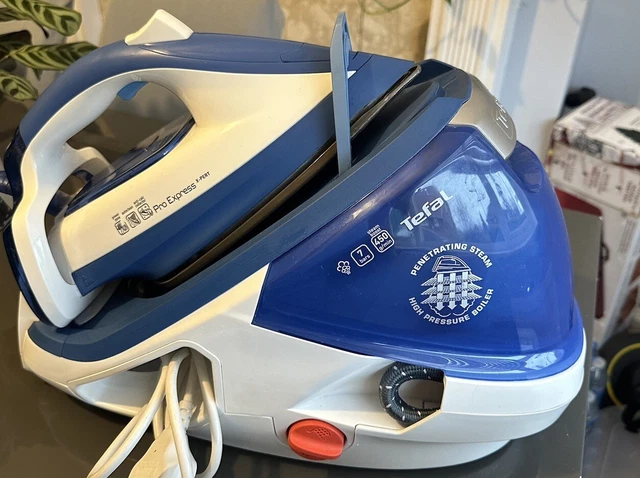 Tefal gv8932 pro express plus anti scale high on sale pressure steam generator iron
