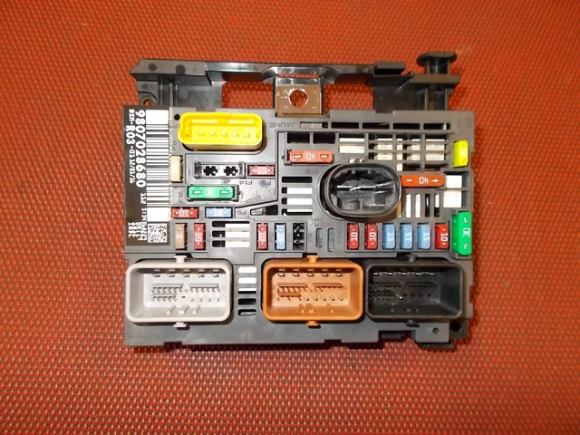 Genuine Peugeot Expert Mk3 Under Bonnet Fuse Box 9807028780