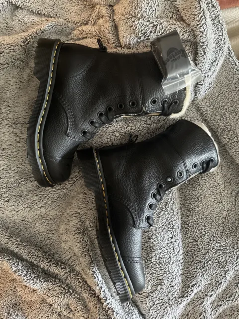Dr. Martens Aimilita Faux Fur Lined Leather Boots size W7 NEVER WORN
