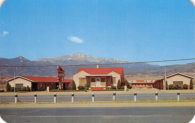 PANORAMA LODGE Colorado Springs, CO Roadside Motel ca 1960s Vintage Postcard