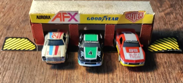 Vintage Lot Of Afx Slot Cars