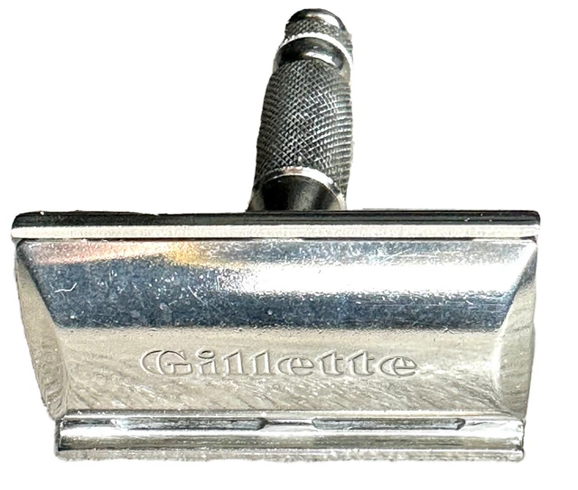 Vintage Gillette Travel Tech Razor Mini 1966