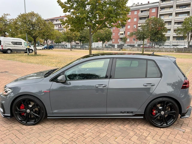 Golf Gti Tcr Edizione Speciale 300 CV anno 2019 Golf Gti Tcr Edizione Speciale 300 CV anno 2019