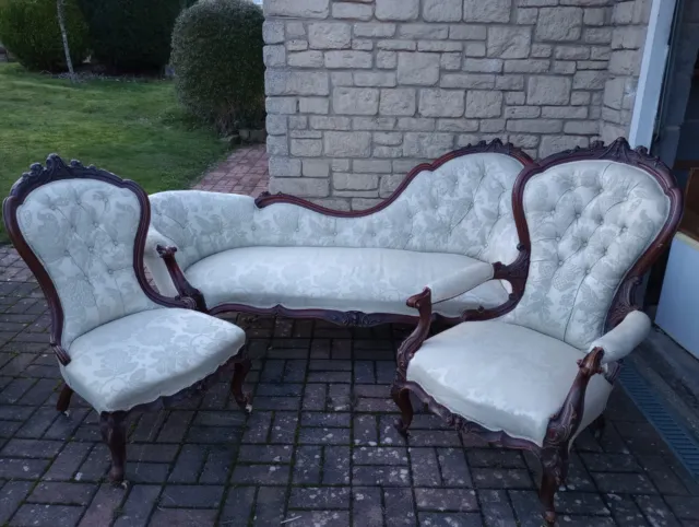 Antique Victorian upholstered 4 piece suite - chaise longue, armchair & two more