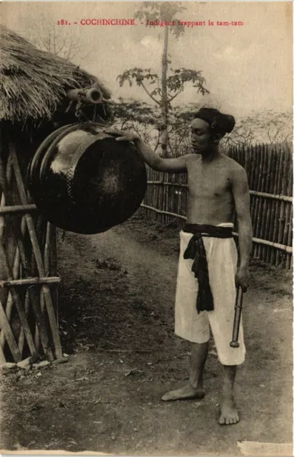 CPA AK VIETNAM Cochinchina - Indigenous Striking the Tam Tam (321618)