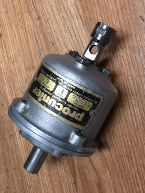 Nice Procunier Tapping Head No 1 W/5/8" Shank