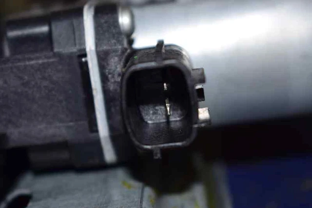 Bouton Lève-vitre Avant Gauche Pour Dacia/Renault - Réf. 254118722R - Neuf PARTSLINE