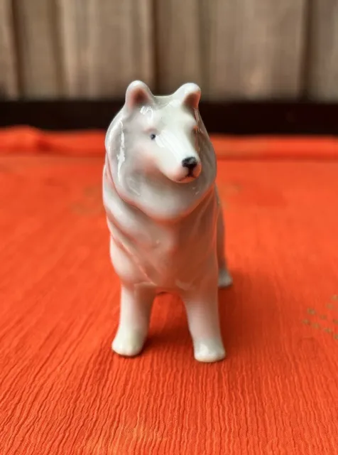 Vintage Collie Dog Sheltie Figurine Ceramic Porcelain JAPAN Dog Rescue Animal
