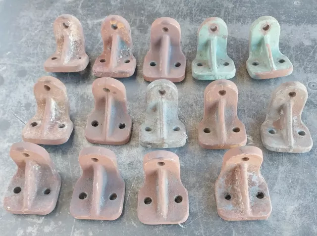 Lot Of (14) Vintage Heavy Duty Cast Iron Shelf Brackets From South Bend Lathes