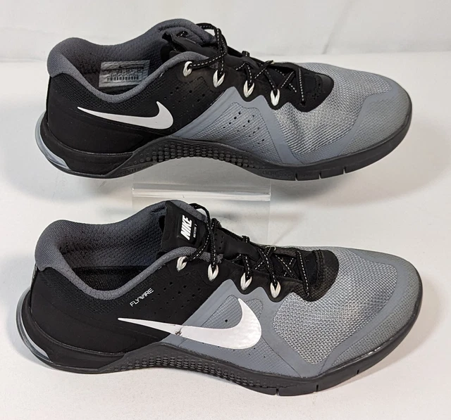 Nike flywire training top