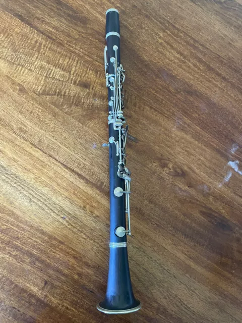 Couesnon & Cie Monopole Professional Wooden B Flat Clarinet. Antique 3