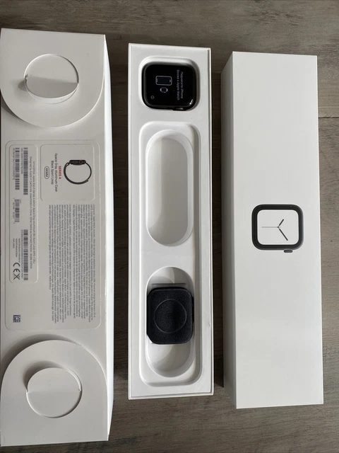 Apple Watch Series 4 -44mm Aluminiumgehäuse in Space Grau