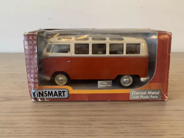 Volkswagen Bus 1962 Model Diecast Car Red Toy Open Door 1:24 Kinsmart 17 cm