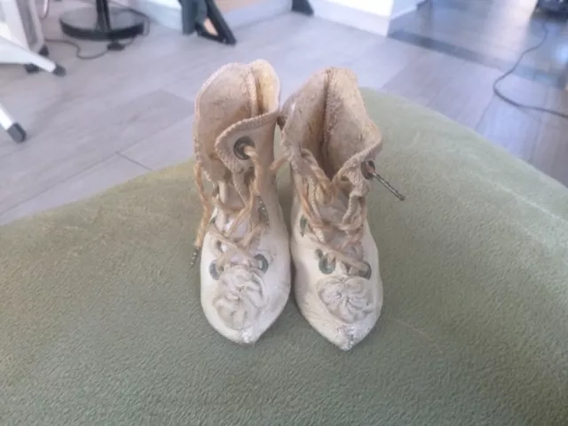 Poupée ancienne , Bottines anciennes pour poupée ancienne Jumeau ou autres