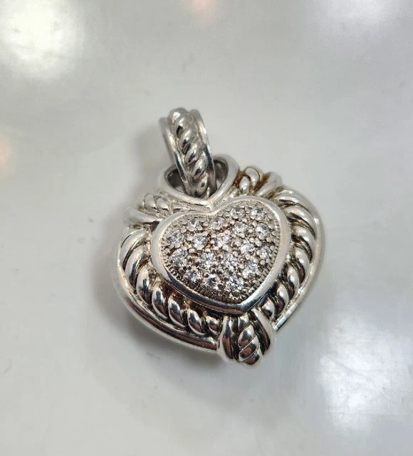 Beautiful Modern Sterling Silver 925 Judith Ripka Ladies Heart Charm Pendant Beautiful Modern Sterling Silver 925 Judith Ripka Ladies Heart Charm Pendant