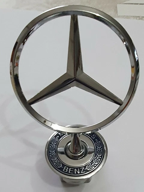 Emblème Capot Mercedes Classe E W212 / Classe C W204 - Référence A2128170316 - Neuf D'origine