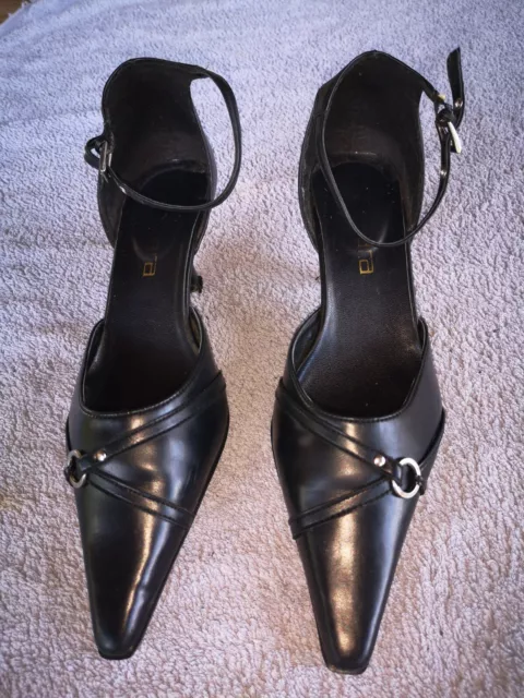 Chaussures escarpins femme, en cuir noir, pointure 37