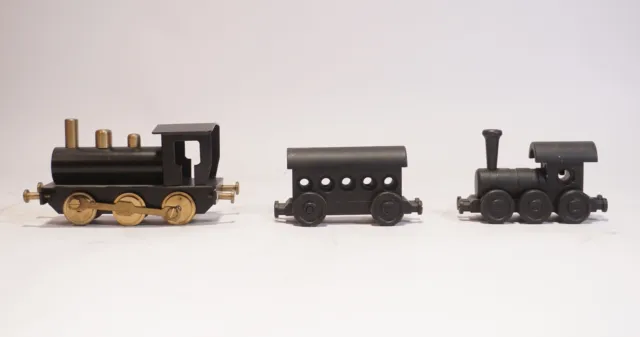 3 Teile Vintage Metall Modelle 2x Dampf Lokomotiven mit 1x Waggon Handarbeit