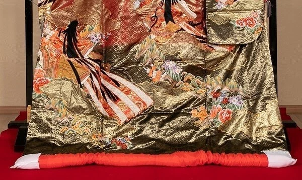 Japanese Kimono Uchikake Luxurious Wedding Embroidery Pure Silk Red Black K267 4