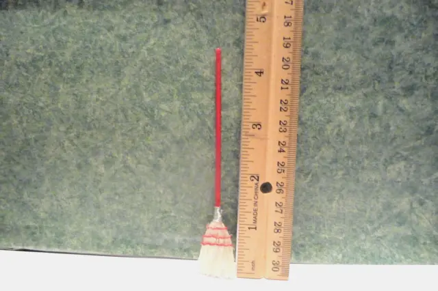 Dollhouse Miniature 1/12" Scale Handcrafted Broom And Dustpan 3